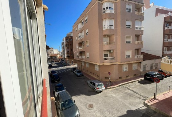 Segunda Mano - Estudio - Torrevieja - Centro