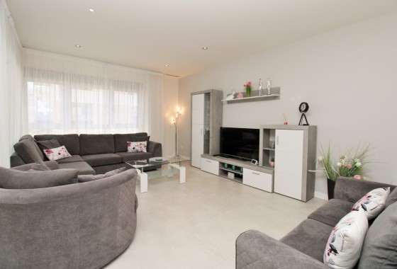 Segunda Mano - Apartamento - Villamartin - Los Dolses