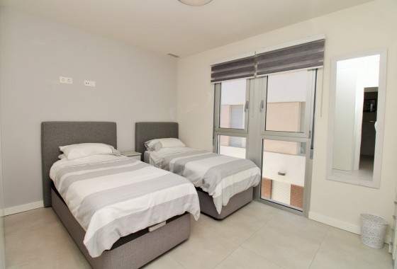 Segunda Mano - Apartamento - Villamartin - Los Dolses