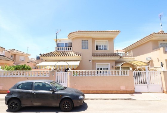 Segunda Mano - Chalet - Torrevieja - Los Balcones - Los Altos del Edén
