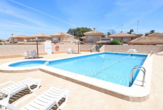 Segunda Mano - Chalet - Torrevieja - Los Balcones - Los Altos del Edén