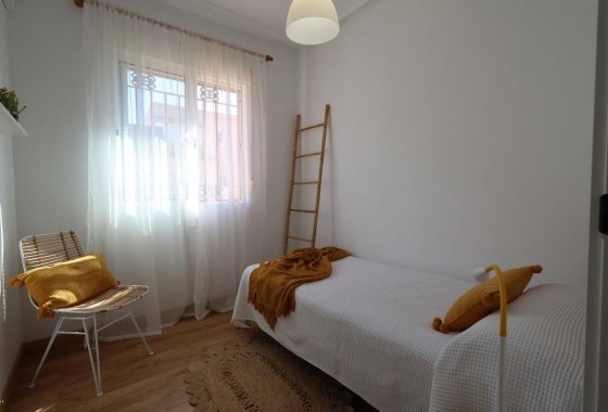 Segunda Mano - Duplex - Orihuela Costa - La Zenia