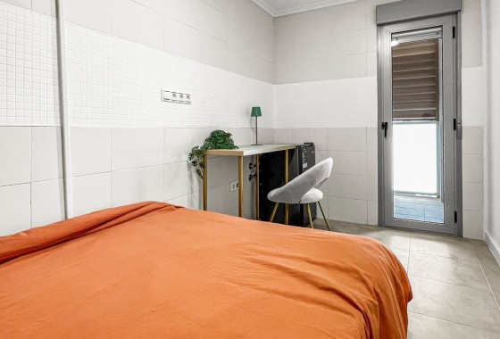 Segunda Mano - Apartamento - Torrevieja - El Acequión - Los Náufragos