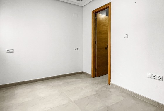 Segunda Mano - Apartamento - Torrevieja - El Acequión - Los Náufragos