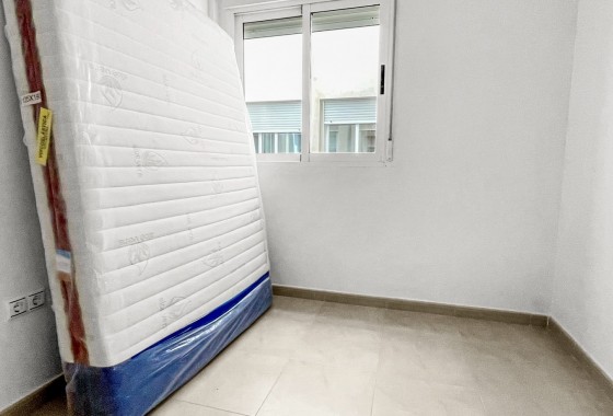 Segunda Mano - Apartamento - Torrevieja - El Acequión - Los Náufragos