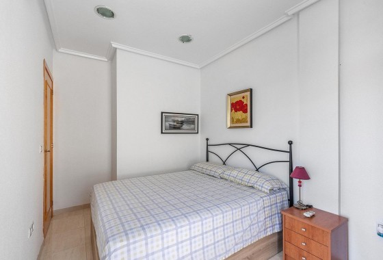 Resale - Apartment - Torrevieja - Estacion de autobuses
