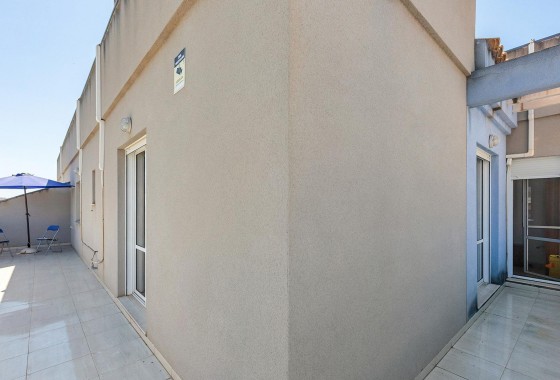 Resale - Apartment - Torrevieja - Estacion de autobuses