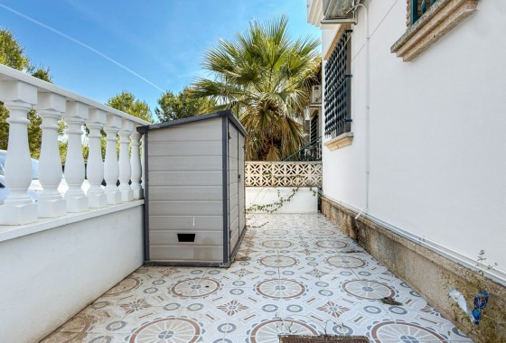Resale - Apartment - Orihuela Costa - Villamartín
