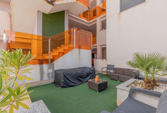 Resale - Apartment - Torrevieja - Los Frutales