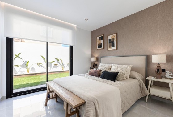 Obra nueva - Chalet - Torrevieja - Los balcones
