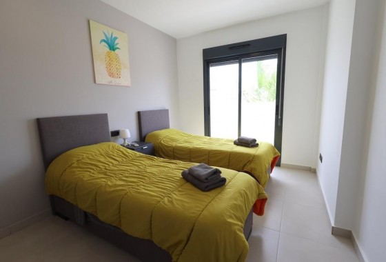 Resale - Bungalow - Guardamar del Segura - EL RASO