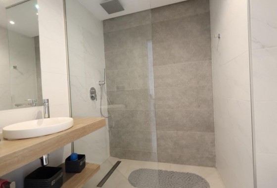 Resale - Bungalow - Guardamar del Segura - EL RASO