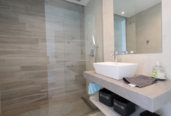Resale - Bungalow - Guardamar del Segura - EL RASO