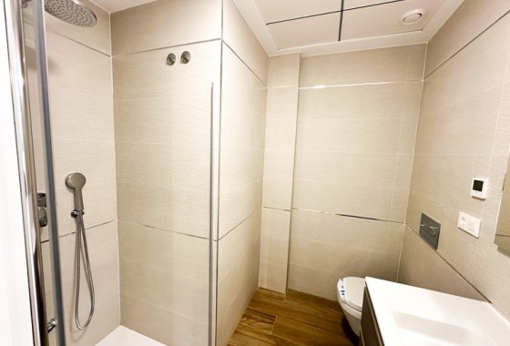 Resale - Apartment - Los Balcones - Torrevieja