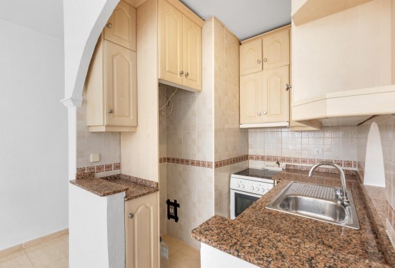 Resale - Apartment - Torrevieja - Puerto Deportivo