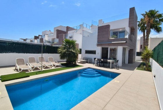 Resale - Detached Villa - Guardamar del Segura - EL RASO