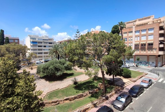 Resale - Apartment - Torrevieja - Playa de El Cura