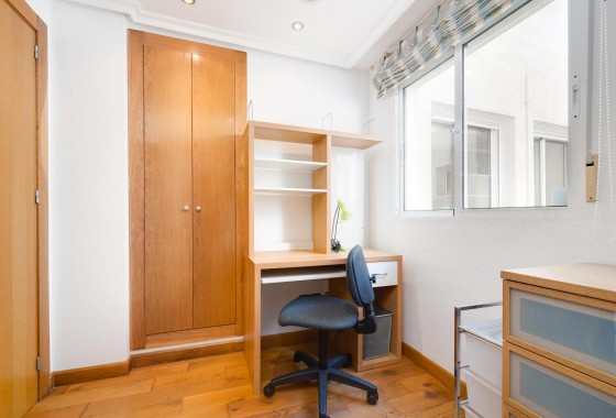 Revente - Appartement - Torrevieja - Playa del Acequión
