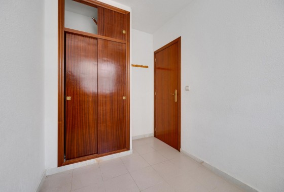 Resale - Apartment - Torrevieja - La Mata