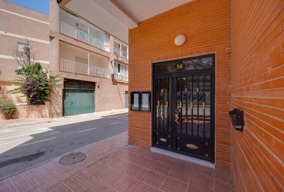 Resale - Apartment - Torrevieja - La Mata