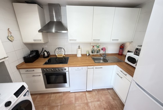 Resale - Apartment - Villamartin