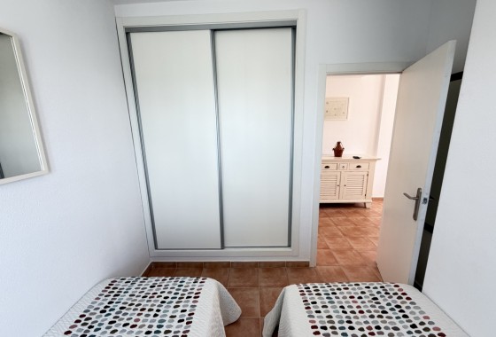 Resale - Apartment - Villamartin