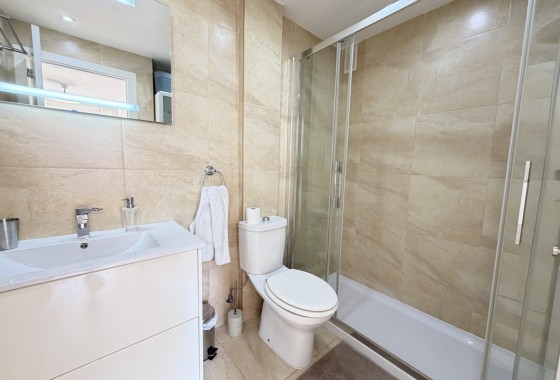 Resale - Apartment - Villamartin