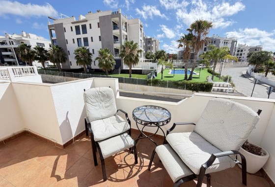 Resale - Apartment - Villamartin