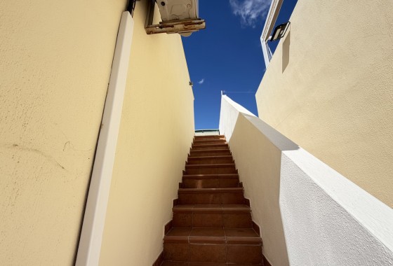 Resale - Apartment - Villamartin