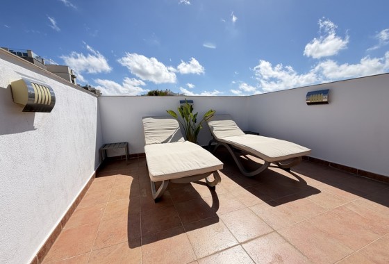 Resale - Apartment - Villamartin