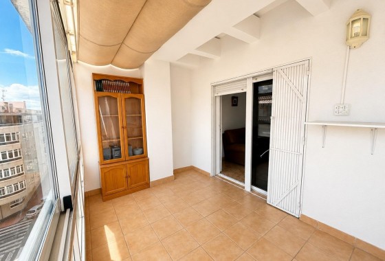 Resale - Apartment - Torrevieja - Estacion de autobuses