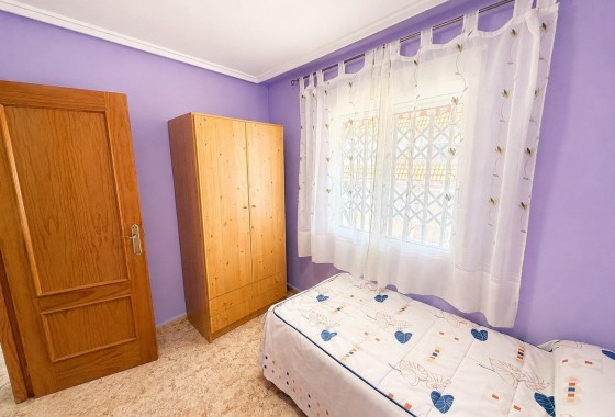 Resale - Apartment - Torrevieja - Estacion de autobuses