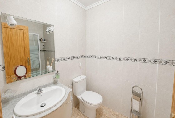 Resale - Apartment - Torrevieja - Estacion de autobuses