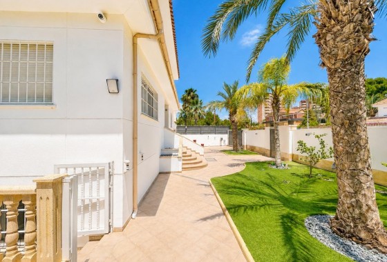 Revente - Villa - Dehesa de Campoamor - Campoamor