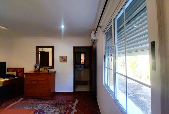 Segunda Mano - Finca - La marina - La Marina