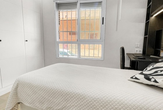 Segunda Mano - Apartamento - Torrevieja - Parque las naciones