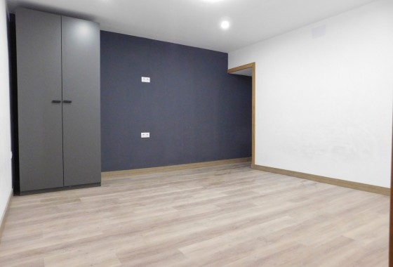 Resale - Townhouse - San Miguel de Salinas
