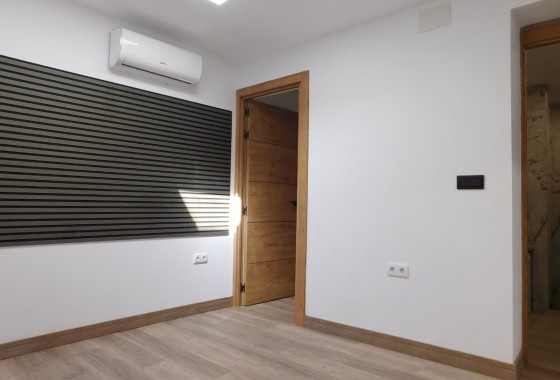 Resale - Townhouse - San Miguel de Salinas