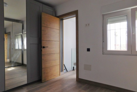 Resale - Townhouse - San Miguel de Salinas