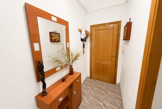 Segunda Mano - Apartamento - Torrevieja - Playa del cura