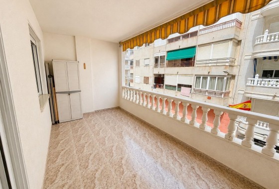 Segunda Mano - Apartamento - Torrevieja - Playa del cura