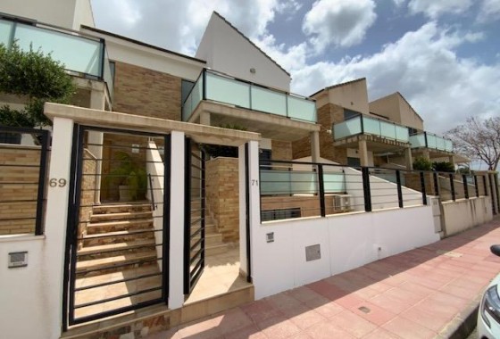 Segunda Mano - Chalet - Roldan - Inland