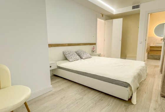 Segunda Mano - Apartamento - Torrevieja - El Acequión - Los Náufragos