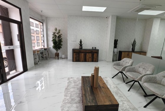 Resale - Locales Comerciales - Los Montesinos
