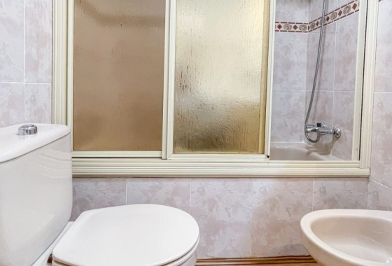 Resale - Apartment - Torrevieja - El Acequión - Los Náufragos