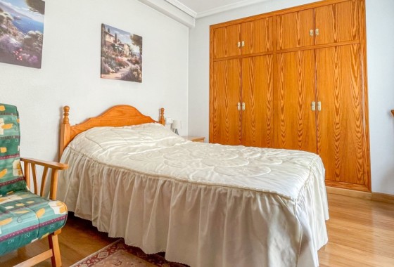 Resale - Apartment - Torrevieja - El Acequión - Los Náufragos