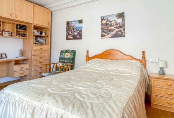 Resale - Apartment - Torrevieja - El Acequión - Los Náufragos
