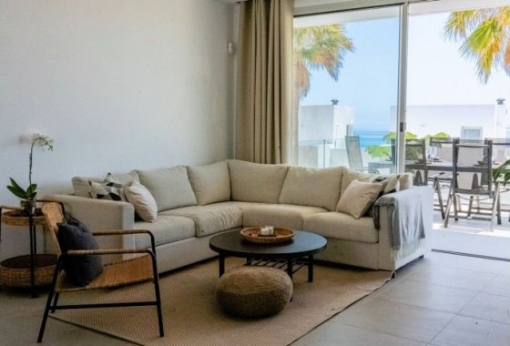 Resale - Link-Detached Villa - Torreblanca