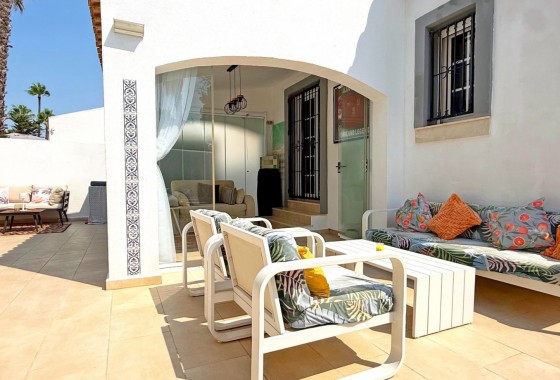 Revente - Villa - Orihuela Costa - Villamartín