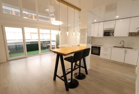 Revente - Appartement - Torrevieja - Acequion